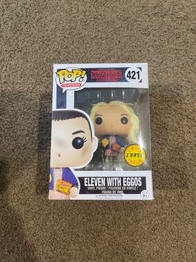 Funko Pop! #421 - Stranger Things Eleven with Eggos (Limited Chase Edition)